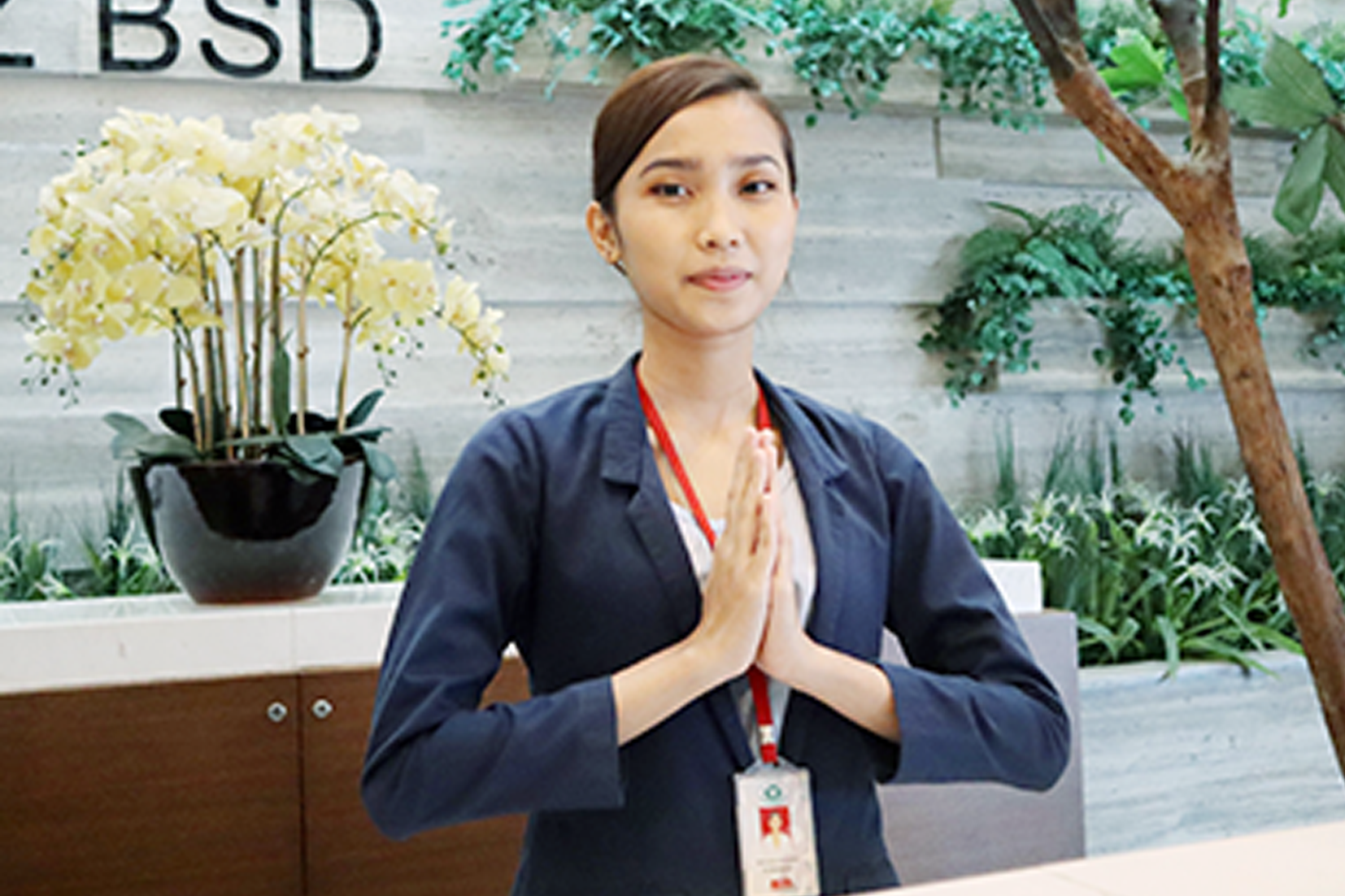 perbedaan front office dan resepsionis
